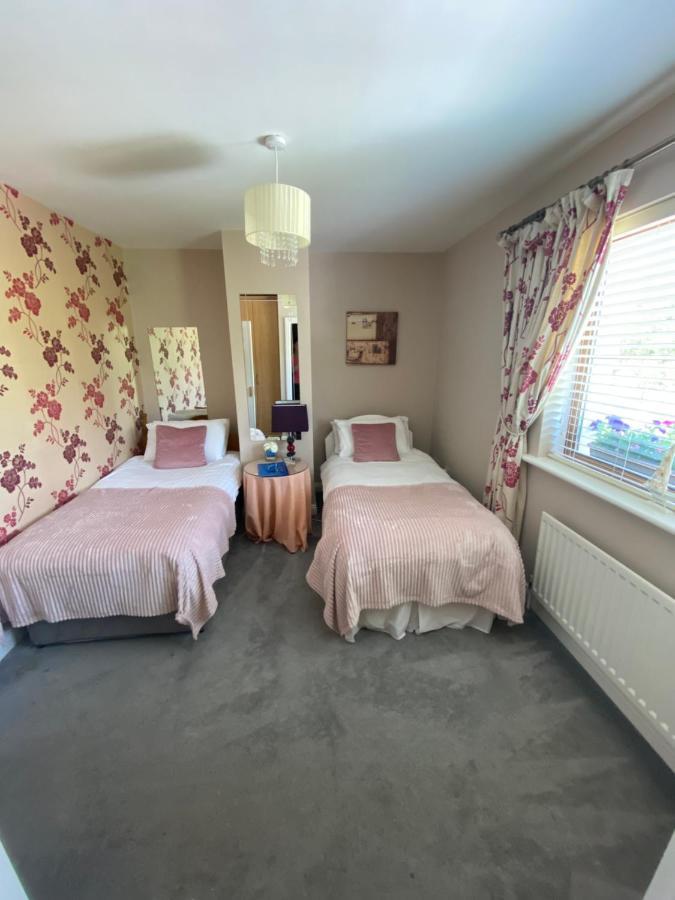 Summer Cottage In Kinsale Esterno foto